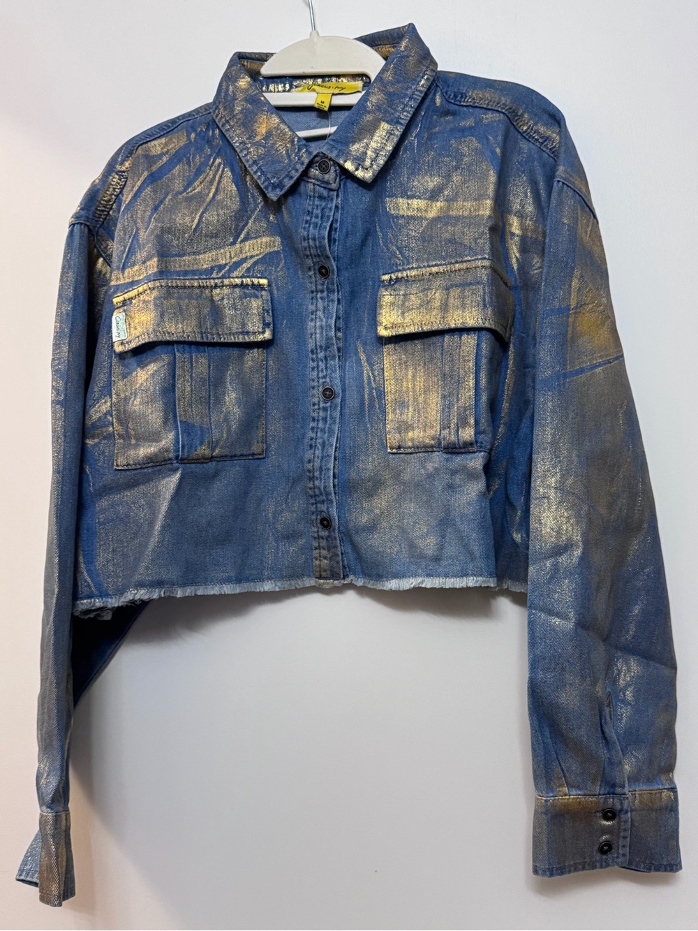 Circus Cropped Metallic-Accented Denim Button Up Top - Blue/Gold
